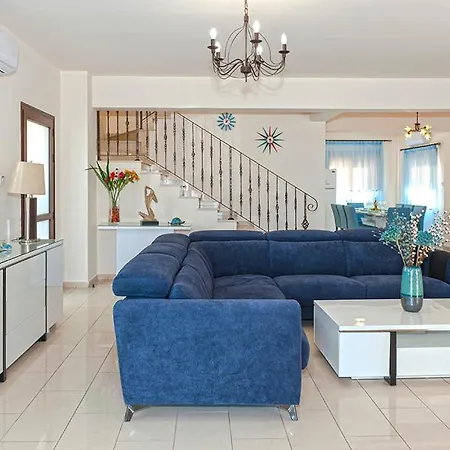 Villa Tessa Paralimni